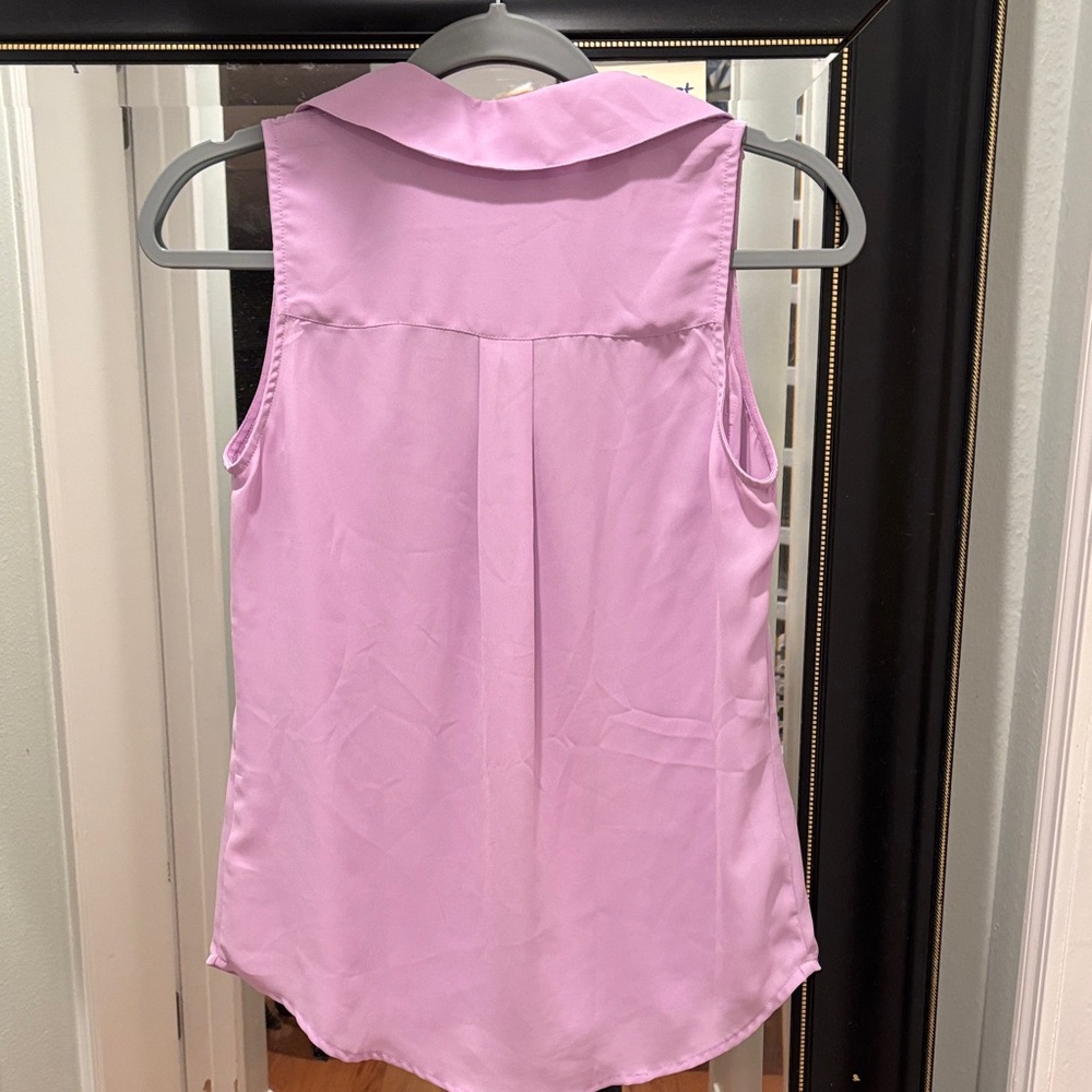 Express Women's Light Purple Sleeveless Blouse - Picture 3 of 3